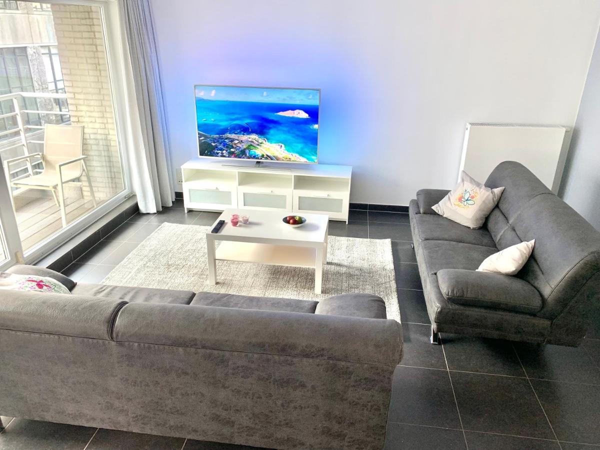 Vakantieappartement Emiel Centrum Oostende Met Garage Bagian luar foto