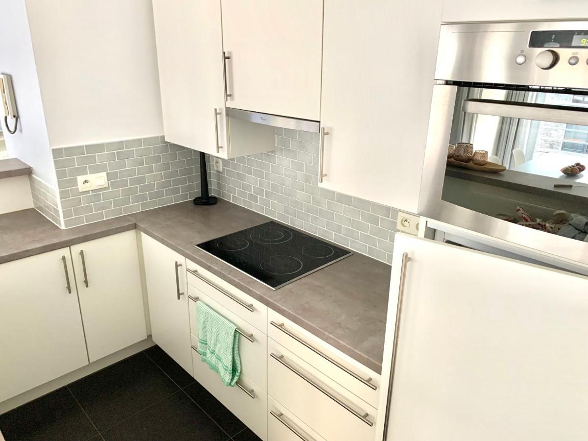 Vakantieappartement Emiel Centrum Oostende Met Garage Bagian luar foto